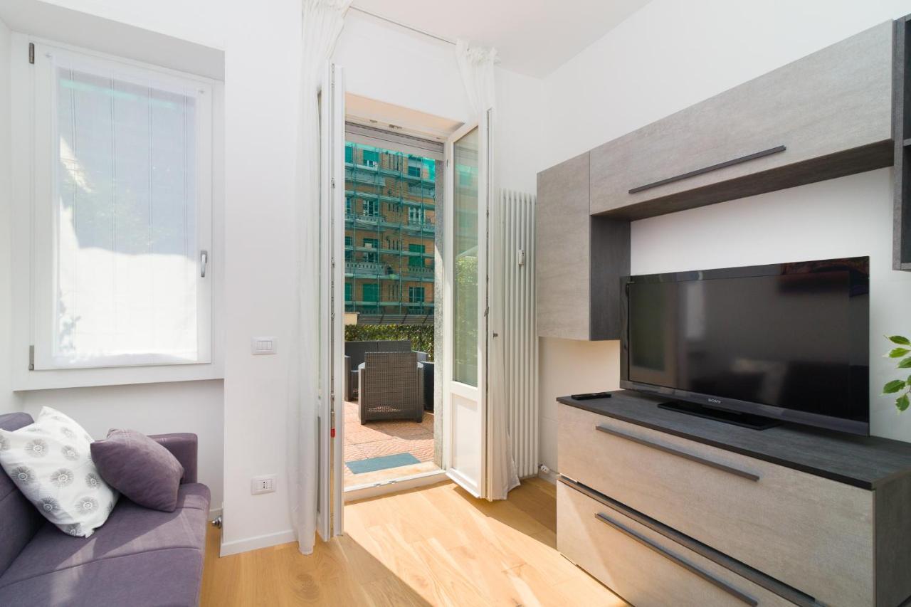 Bright Terrace In Milano Apartment Exterior photo