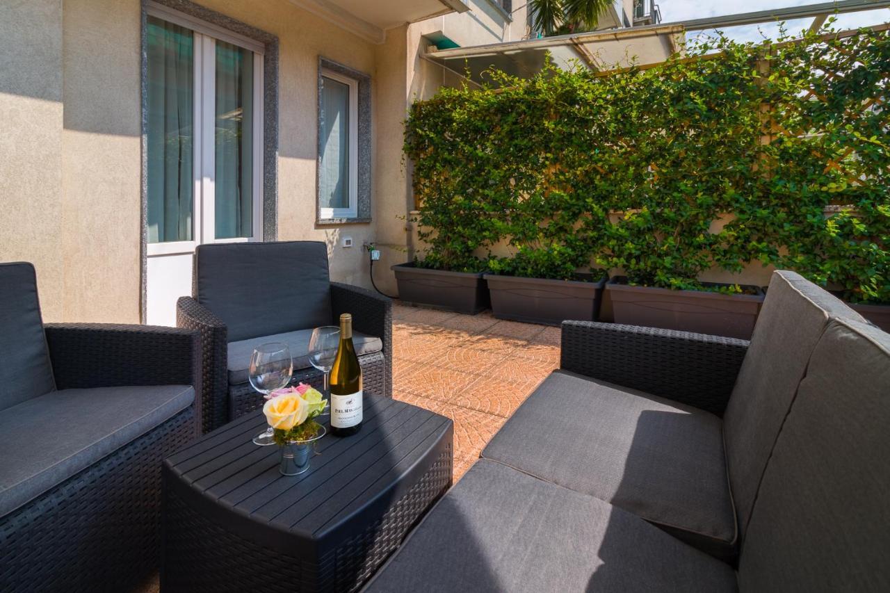 Bright Terrace In Milano Apartment Exterior photo