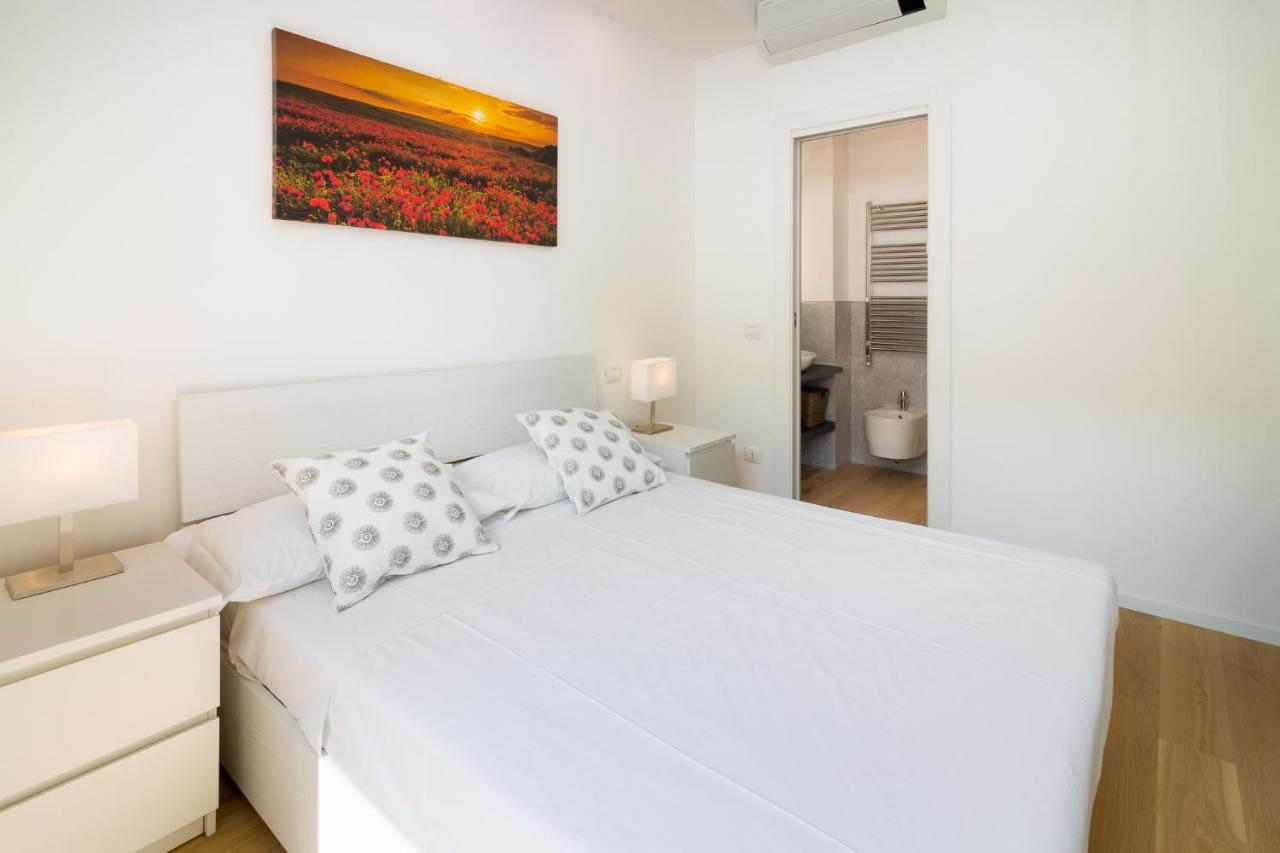 Bright Terrace In Milano Apartment Exterior photo