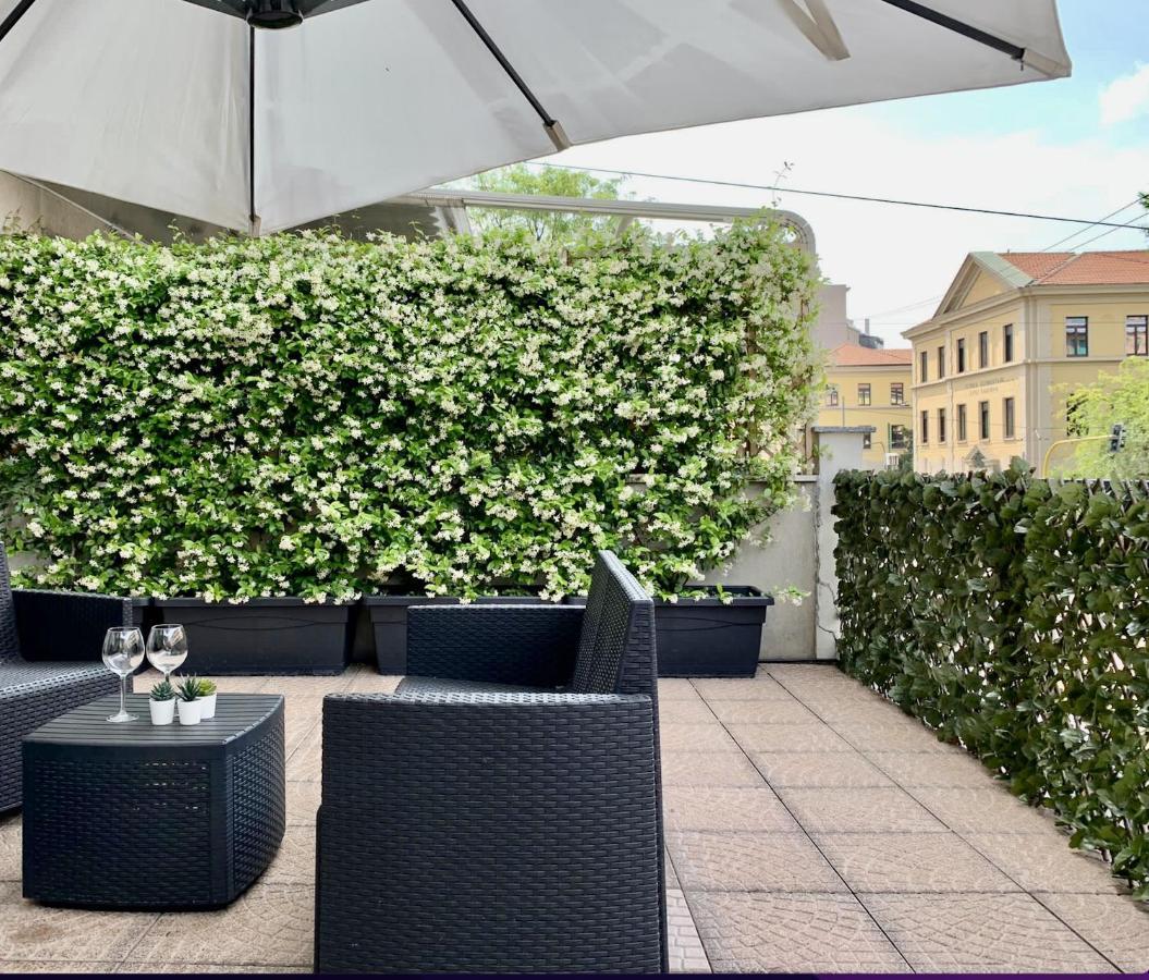 Bright Terrace In Milano Apartment Exterior photo